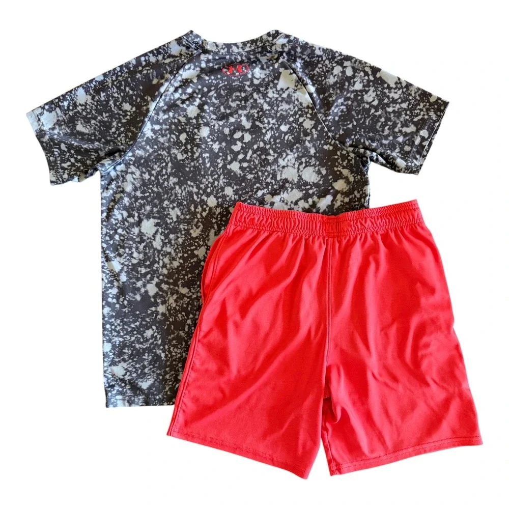 Under Armour Boys Gray Red Splatter Athletic Shirt Shorts Set - Youth Large